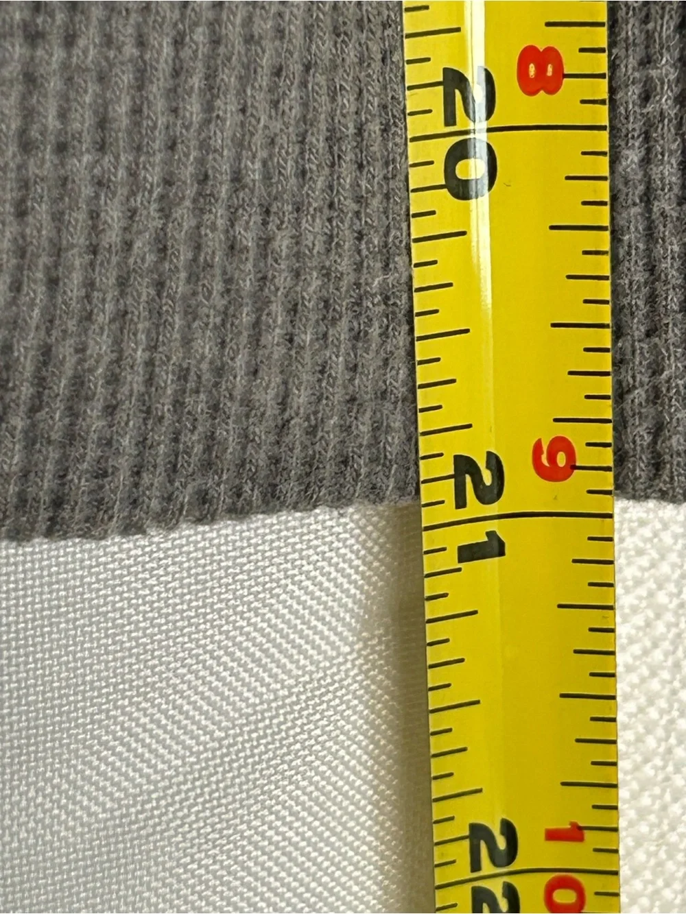 GAP Kids Hoodie in Heather Gray Waffle-Knit Hooded Pullover Size Large